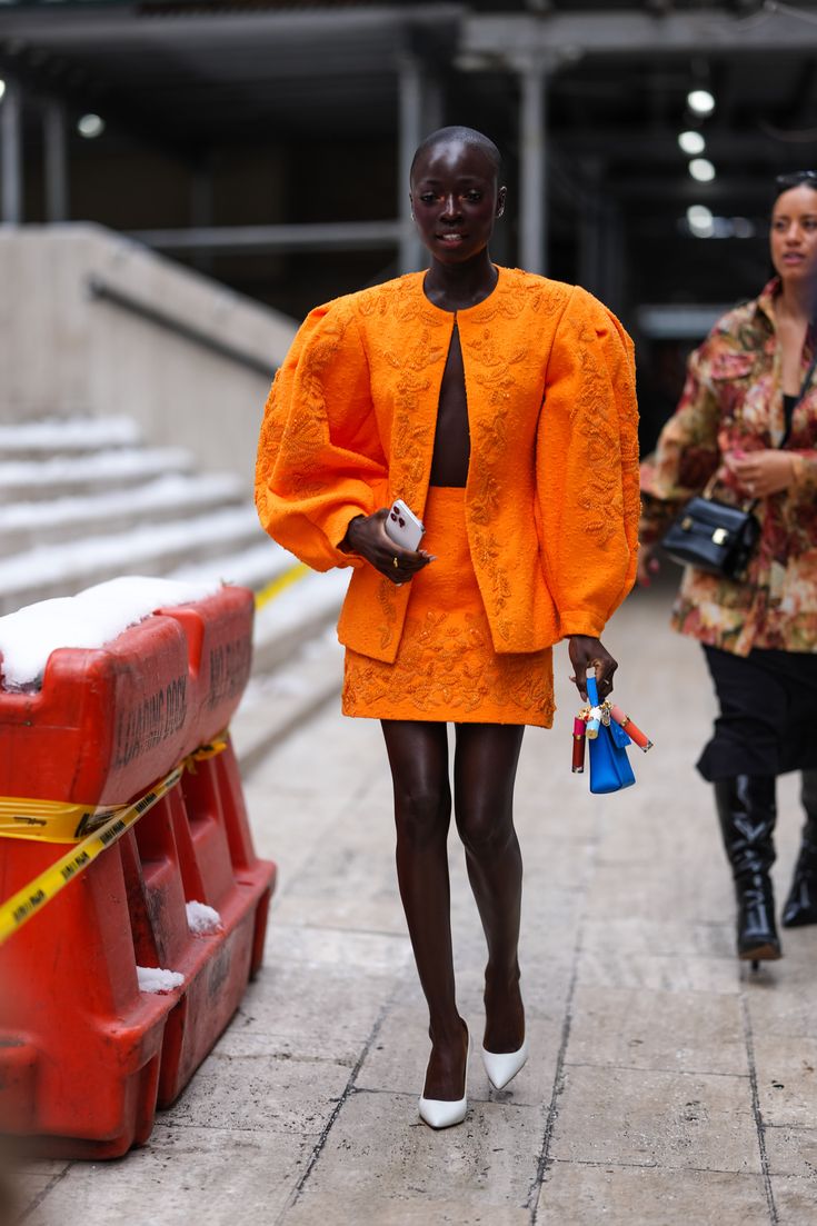 10 Styling Tricks to Look Expensive on a Budget: Dress Rich Without Spending Much